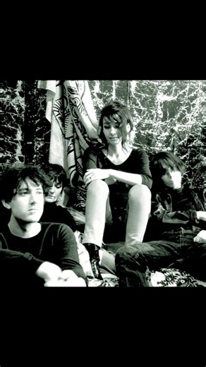 Sometimes - My Bloody Valentine #mybloodyvalentine | Luana Morgana Freire