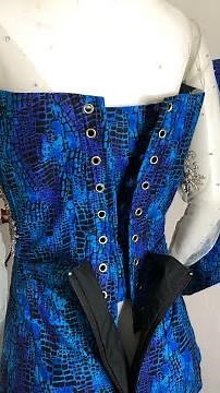 HOW TO INSERT A MODESTY PANEL INTO CORSET BACK