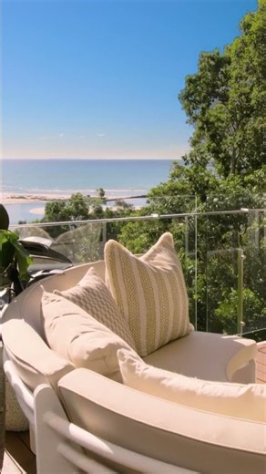 When Dream Homes Revealed from Channel 9 came knocking, there was only one thing to do … 🚪