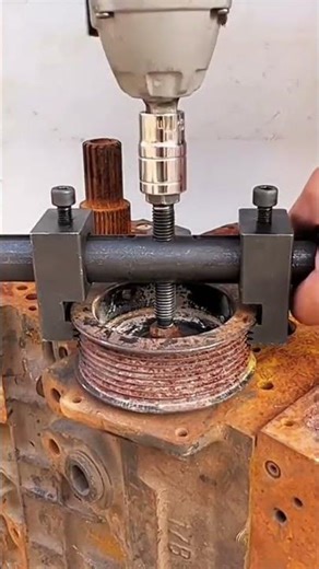 How To Easily Remove Rusted Metal Pulleys Using Professional Puller Tools