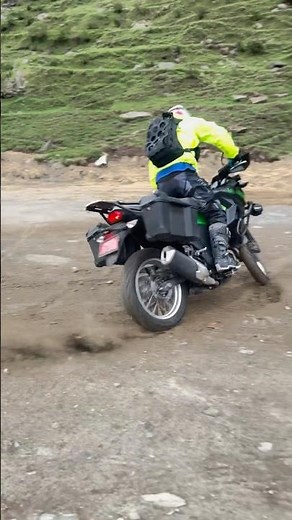 What a capable ADV on-road and off-road — absolutely loving it 😻Kawasaki Versys-X 300 ⚡️.