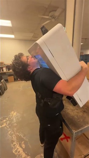 What Size Vape Machine is Ideal? #vendingmachine