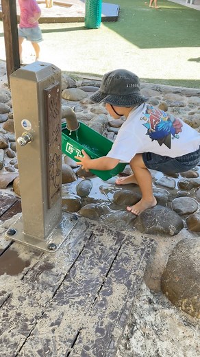 Summer may be over but not for us at Rosebud Early Learning! We love water play with our very own water park system built into our yard! With water misters for the little ones and working taps in our sand pit provide endless fun during the warmer months! Water play offers numerous benefits for children, including developing motor skills, enhancing cognitive abilities, promoting social interaction, fostering creativity, and providing sensory exploration. Whether you’re making cooking up a storm i