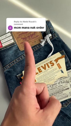 SELLER DARI NERAKA. . Rupanya ramai dah complain kena scam. . Order jeans sampai seluar track pasar malam. . Beli dngan Azie, barang smpai dijamin sama sbb kami bukan mcm SCAMMER kat luar sana tu. . Nak cari kat mana harga murah siap FREEGIFT dengan kualiti mcm ni bang. . Mmg x akan jumpa dah tempat lain. . Mmg jimat gila bang, rugi klau x grab harini. . Yang penting jeans dijamin BERKUALITI TINGGI. . Yang ni kita ada STOK BARU 501 USA STRAIGHT CUT SEASON BLUE SELVEDGE ACCENT. . Jadi abg mesti n