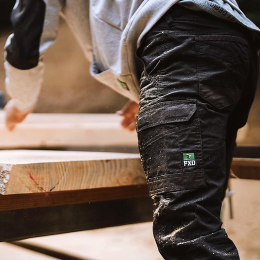 WP5 Lightweight Stretch Work Pants featuring COOLMAX® Fiber moisture-wicking technology. | FXD