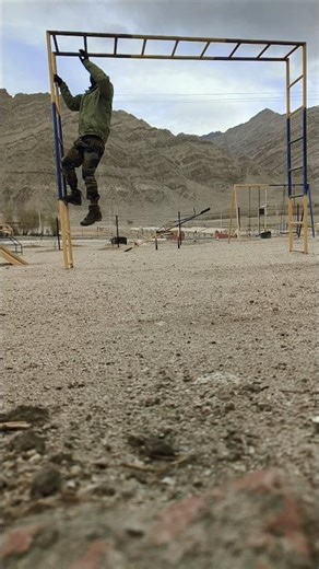 Indian Army Style Workout in Ladakh 💪 | No Oxygen Challenge 😳