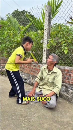 Vou beber o resto do suco. #shortsfeed