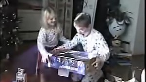 【搬运/AI字幕】开箱一台全新的N64游戏机！（字面意义）【raw64life】