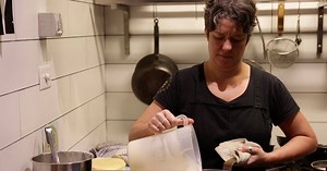 17K views · 184 reactions | "In the back of my mind there was always this Sri Lankan thing I wanted to do, and it was partly because I wanted to eat hoppers and no one would cook me hoppers," says O Tama Carey. A day in kitchen with the chef-owner of Sydney's Lankan Filling Station is a day spent with heady spices, complex crêpe batters, and onions. So many onions. | Australian Gourmet Traveller | Facebook