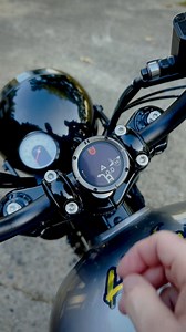 981 reactions · 82 shares | Thêm 1 món phụ kiện khá tiện ích dành cho anh em chuyên đi moto và dùng để đi các cung đường xa. Thiết bị định vị GPS hiển thị route Beeline Moto II. Anh em có quan tâm về sản phẩm này không nhỉ #vaithuhay #route #beeline | Vaithuhay.com | Facebook