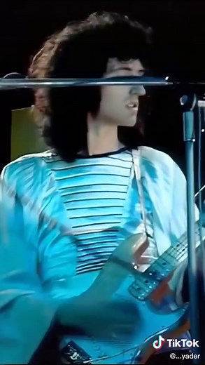 Yader (@...yader) - Queen Killer Queen Avro's TopPop