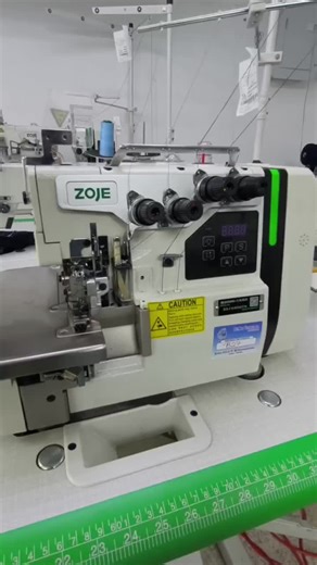 DISPONIBLE PARA ENTREGA INMEDIATA! 🧵✨ Lleva tu taller al siguiente nivel con la Zoje B9500, la overlock que combina potencia, tecnología y silencio. ✅ Características principales: -Motor Direct Drive: Ahorra hasta un 70% de energía y es súper silencioso. -Panel Digital: Control de velocidad y funciones al alcance de tu mano. -Alta Velocidad: Ideal para producción industrial sin vibraciones. -Luz LED integrada: Para una costura con mayor precisión. ¡No dejes pasar esta oportunidad! Es una máquin