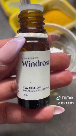 This is how I make tuneric soap using an ice cube tray #tumeric #tiktokviral #sama28 #acne #hyperpigmentation