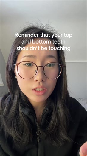 gloria (@gloria.fox20)’s video of overbite teeth