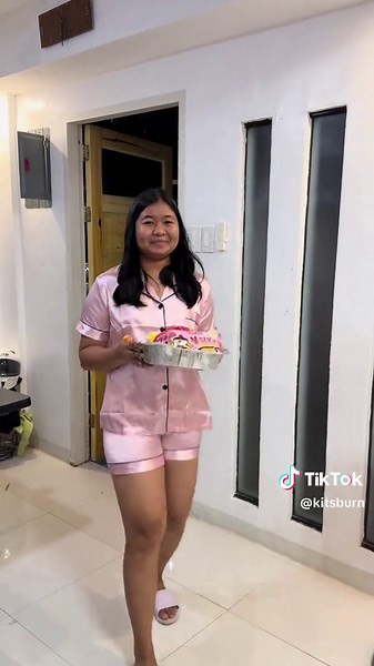 Color Food Challenge for a Fun Pajama Party