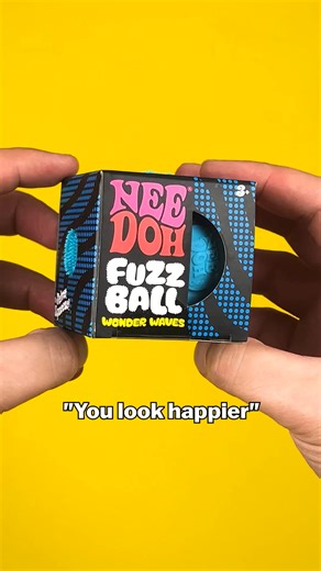 Ride the sensory wave with NeeDoh! 🌊✨ NeeDoh Fuzz Ball Wonder Waves features a soft fuzzy texture for tactile stimulation and mesmerising swirly pattern for visual appeal. Perfect for fidget-friendly fun, stress relief, and improving focus and concentration. Safe, non-toxic, and made from stretchy dough-like material. https://www.bigjigstoys.co.uk/products/needoh-fuzz-ball-wonder-waves #NeeDoh #FuzzBall #FidgetToy #SensoryPlay #StressRelief #GiftIdeas | Bigjigs Toys