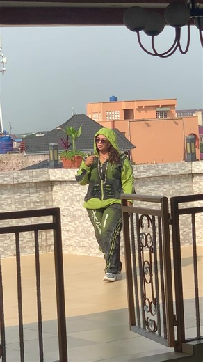 joliedorcas14 (@joliedorcas14)’s videos with original sound - Francophone In English App