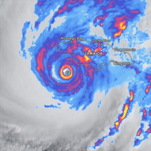 #Melissa latest satellite view and rain radar. Winds 185 mph. Pressure 892 mb. Very close to landfall over Jamaica 🇯🇲🙏 | Zoom Earth