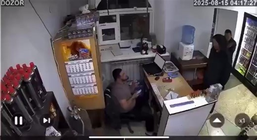 A Drunk Bastard With A Knife Tried To Attack A Store Clerk But Very Quickly Regretted It.