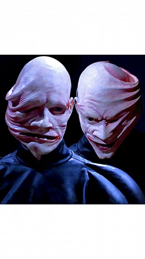 Terror Detective on Instagram: "Let’s Do The Twist! Happy Anniversary to ‘Hellraiser Bloodline’ (1996). To celebrate, I fused the formation of the Siamese Twins (aka Bloodline Twins) with their first (and last) kill. The twins start out as garden variety identical brothers: Michael and Mark Bradley. While patrolling the Lament Configuration building as part of its security detail, they discover an unmapped area that puts them face-to-nail with ‘ole Pinsies. He wraps the brothers in chains, and u