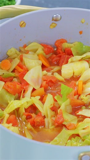 55K views · 1.2K reactions | Mediterranean Cabbage Soup, the Mediterranean Diet way! https://themeddish.com/Detox-Cabbage-Soup | The Mediterranean Dish | Facebook