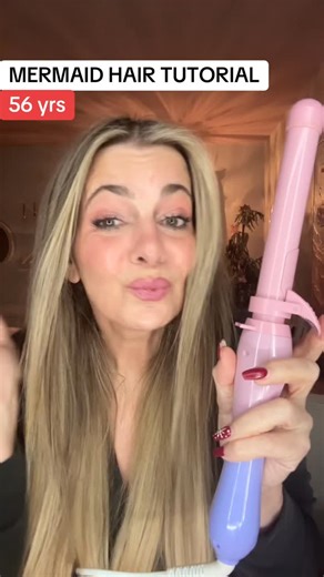 Cristina Muise on Instagram: "Mermaid curl hair tutorial #longcurls #utahhair #mermaidhair #longhairdontcare #gorgeoushair"