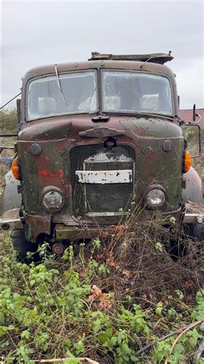 ABANDONED TRUCK #automobile #automotive #truck #trucks #explore #abandoned #urbex #vintage #car #uk