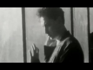 Pijon - Cache-Cache Party (1987 - Official Music Video)