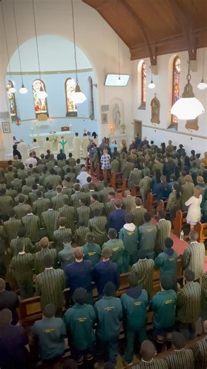 🎶 Where the shamrock still blooms, as when thou were on earth And our hearts shall yet burn, whereso ever we roam 🎶 Harmonizing in the spirit of unity and tradition, our High school pupils proudly sang 'Hail Glorious St Patrick' as they celebrated unity and tradition at their start-of-term Mass 🍀 #ProudlyStPatricksCBC #OnErinsGreenValleys | St Patrick's CBC Kimberley