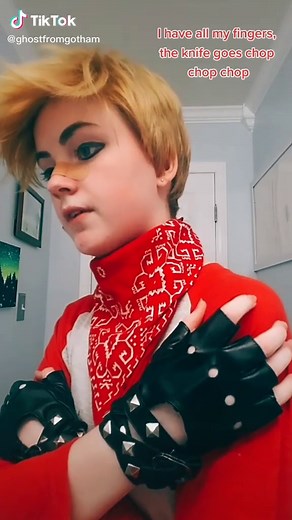 Tommy sings a song he learned in Exile #tommyinnit #tommyinnitcosplay #dreamsmpcosplay #dreamsmp #mcyt #mcytcosplay #cosplay #exiletommyinnit #dream