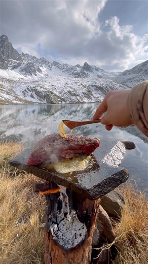 49M views · 975K reactions | Kütük Ocakta Doldurulmuş Dana Eti / Stuffed Beef on a Log Stove instagram.com/karadenizli.maceraci/ | Karadenizli Maceracı | Facebook