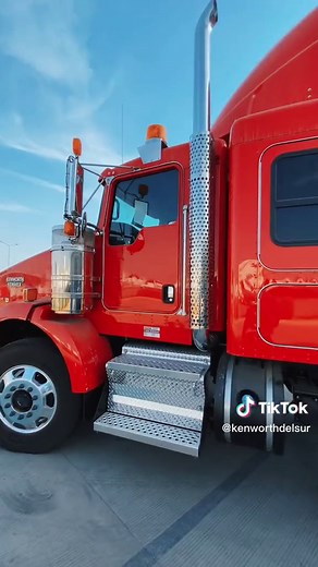 Explorando el Interior del Kenworth T800