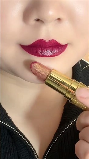 Ruby Red Glossy Lipstick 💄 | Viral Korean Lip Makeup Look #shorts #trending #youtubeshorts #ytshorts