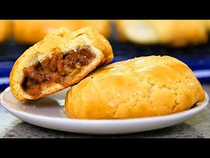 How to Make Hong Kong Style BBQ Pork Pineapple Bun 叉燒菠蘿包