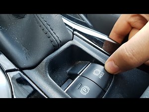 How to use "HOLD" in Toyota Corolla 2020-2021