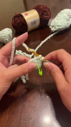 Making a mini turtle! 🐢 #crochet #crocheting #crochetanimal #crochetideas