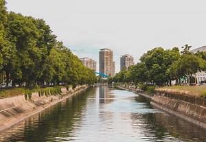 Fără PUZ-uri, nu se construieşte nimic în Bucureşti. Lucian Azoiţei, CEO Forty Management: În ultimii doi ani, CGMB nu a aprobat nimic