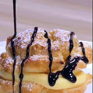 274K views · 549 reactions | These easy individual Cream Puffs are so good, with their creamy vanilla filling. Make a batch today! https://www.shugarysweets.com/cream-puffs/ | Shugary Sweets | Facebook