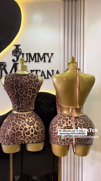 Chic Cheetah Print Outfit Ideas for Women