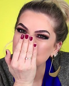 A Alice Salazar gravou um tutorial 2 em 1 incrível: como transformar a make do dia para a noite em poucos passos😛 A durabilidade e aderência dos produtos começam na preparação, ou seja, um excelente primer como 💣BEYOUNG Booster💣 é coringa para todas as horas! Clique e garanta seu desconto🎁 de Natal🎅: http://bit.ly/2BVSopA 🎁 Aproveite também o desconto de BY Instant neste link: http://bit.ly/2jxS9O1 | My Beauty Tips