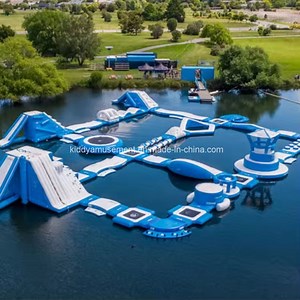 [Hot Item] Attraction Adult Kids Inflatable Bouncer Playground Floating Inflatable Water Park