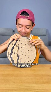 Le enseño a mi hermano a comer frutas | Ami Rodriguez