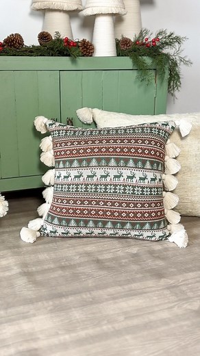 6.8K views · 177 reactions | Así pueden lucir los productos de nuestra cápsula de Navidad en tu hogar Descubre cómo cada pieza transforma tus espacios con detalles hechos a mano, texturas cálidas y un encanto que llena de magia cada rincón. Esta cápsula navideña está diseñada para que tu hogar se sienta más acogedor y auténtico | Asirio Macrame | Facebook