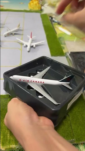 Unboxing a model :Air Canada B747-400 scale1:500 #viral #airplane #aviation #iafplane #modelairplane