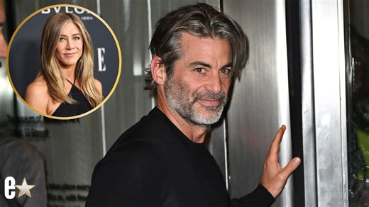 Jim Curtis Blushes on Live TV as He Reveals His Sweet Love Story With Jennifer Aniston: VIDEO