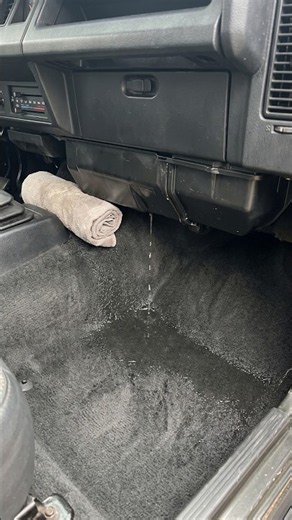 Fix Jeep/Dodge Wet Passenger Carpet in 2 Minutes (AC Drain Clog)
