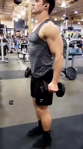 Standing Dumbbell Bicep Curl Exercise Guide