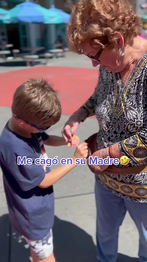 Next stop @universalstudiosorlando . . . . . . #familia #familytime #vacationmode #vacaciones2023 #vacasiones #vacacionesenfamilia #lolmemes #explorepage #fypシツ #comedyreels #viral2023 #cubanosporelmundo #tiktokcubanos🤣🤣🤣🤣 #tiltok en Orlando Chistes y más chistes. Chistacosymuchisimomas Humor Risas y Mas Risas Yuyis De Cuba @universalstudios_offical