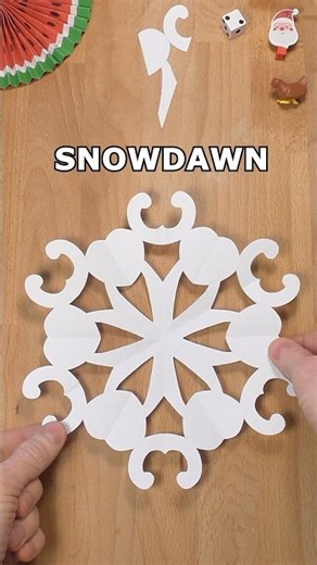 INCL ART EASY SNOWFLAKE SNOWDAWN TUTORIAL | HOW TO CUT A SNOWFLAKE OUT OF PAPER INCLART