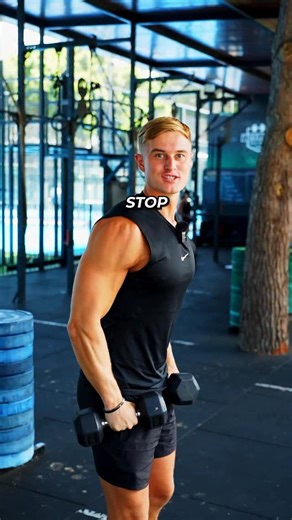 OLLIE RHODA | ONLINE TRANSFORMATION COACH💻 on Instagram: "Comment “SHOULDERS”👇 Follow for Daily Free Workouts🔥"